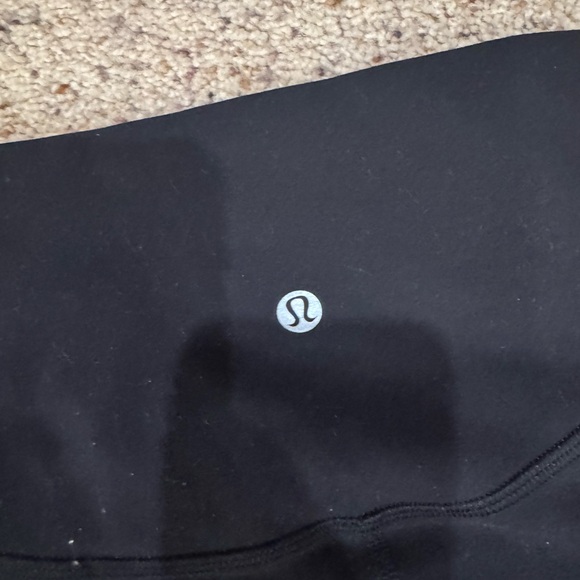 Lululemon - Picture 5 of 6